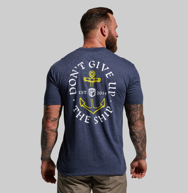 T-shirt " Don't give up the ship " - Born primitive